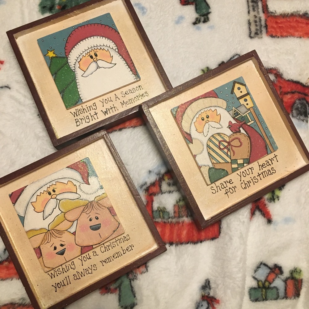 3 Christmas pictures wall hangings